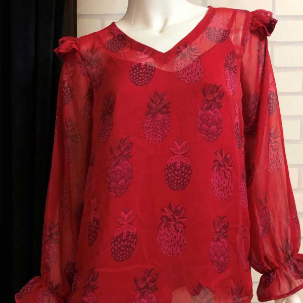 Made with premium quality Georgette fabric. Breathable fabric, great color and eye catching print will be an eminent addition to your summer season collection.
